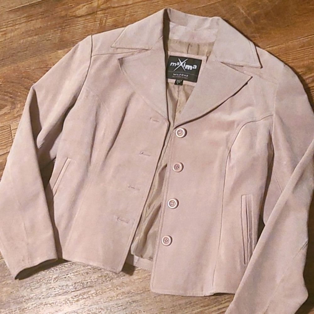 NWOT! Ladies Genuine Leather Jacket, Size Large, No Flaws!